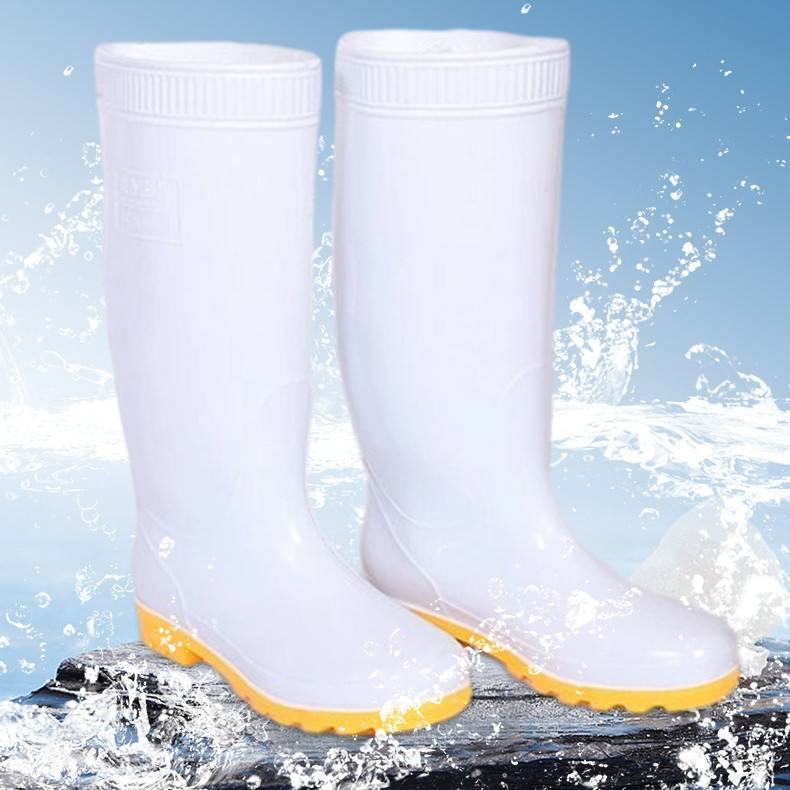 Stivali da pioggia in PVC vs stivali da pioggia in gomma: quale materiale soddisfa le tue esigenze?