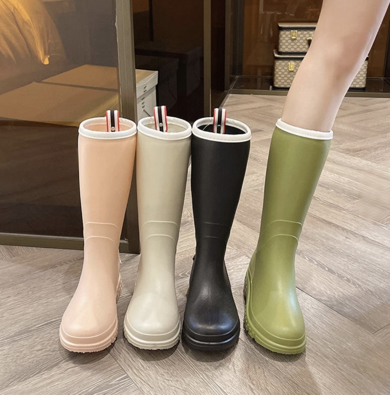 Stivali alla moda da donna